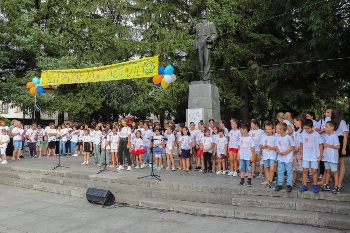 Детска цветна дъга сложи финал на  Здравей, лято” в Банско
