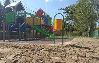 Обновиха две детски площадки в Симитли