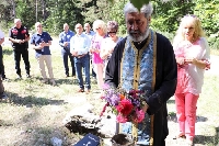 Банскалии почетоха Вяра, Надежда и Любов край църковни руини в Пирин