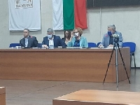 Община Благоевград в Студио Х: Някой някъде поискал пари от инвеститор, за да ги дели с кмет и заместник-кмет Община Благоевград в Студио Х: Някой някъде поискал пари от инвеститор, за да ги дели с кмет и заместник-кмет