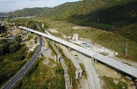 Строежът на платното за София на виадукта при тунел  Железница” е на финала