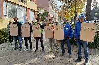 Полицаи излязоха на мирен протест за по-високи заплати в Благоевград