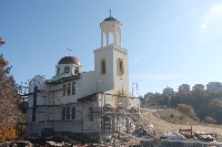 Вярата на Церово построи църква за чудо и приказ!