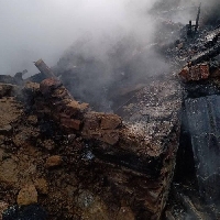 Пожар изпепели до основи къщата на младо семейство в Белица