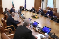 Премиерът Борисов: Ще преборим COVID-19 само с намаляване на социалните контакти
