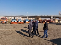 15 машини със снегоринни дъски в готовност за първия сняг в Благоевград 15 машини със снегоринни дъски в готовност за първия сняг в Благоевград