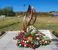 Омразата няма край! Вандали разрушиха паметника на жертвите от кораба Илинден в Охрид
