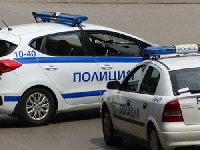 Стрелба в апартамент във Варна, двама мъже и една жена са убити Стрелба в апартамент във Варна, двама мъже и една жена са убити