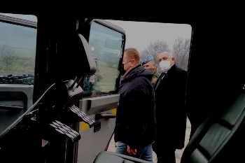 Купуват бронирани коли от най-висок клас за спецчастите ни