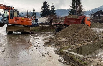 Заради пороите реки отнесоха мостове в Разложко и Белишко