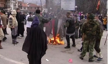 Запалиха българското знаме в македонско село