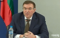 Здравният министър представи сертификата за ваксинация срещу COVID-19 Здравният министър представи сертификата за ваксинация срещу COVID-19