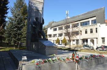 Неврокопчани се поклониха пред живота и делото на Гоце Делчев