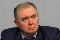 Проф. Георги Михайлов, БСП: Небалансираните решения - постоянно отваряне и затваряне на бизнеси, не водят до позитивни ефекти Проф. Георги Михайлов, БСП: Небалансираните решения - постоянно отваряне и затваряне на бизнеси, не водят до позитивни ефекти