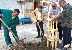Засадиха 60 дръвчета в Санданско по инициатива на депутата Стоян Стоев