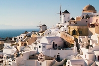 Гърция отваря за туристи днес, падат мерки срещу коронавируса