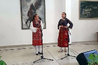 Близначки от Банско с ангелски гласове спечелиха първо място на конкурс