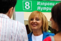 Мая Манолова на предизборен рейд в Сандански и Петрич