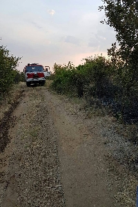 Потушиха пожара край Бучино, спасиха от пламъците 15 къщи