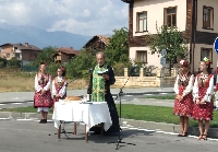 С церемония и официални речи откриха кръгово кръстовище в село Баня