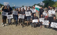 Десетки благоевградски ресторантьори вече са край Полигона за протест, в района гъмжи от полиция