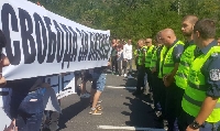 Ресторантьори и други браншове с протест Свобода за бизнеса” срещу новите рестрикции Ресторантьори и други браншове с протест Свобода за бизнеса” срещу новите рестрикции