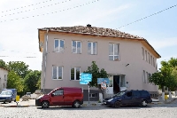 Кметствата в селата Катунци и Плоски грейнаха след ремонт