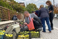 Кандидат-депутати на Има такъв народ очи в очи със симитличани, говориха по актуални теми