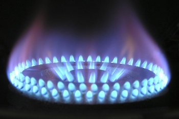Цената на природния газ за ноември пада до 93,19 лева/мвтч