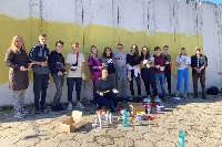 Ученици рисуват ликове на будители на стената на  14-и полк” в Благоевград