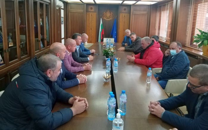 Кандидат-депутати от „БСП за България“ обсъдиха проблемите на Банско и Разлог в срещи с хората