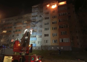 Прокуратурата разследва дали умишлен палеж е причинил пожара, взел три жертви