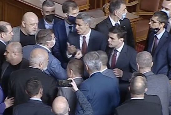 Стоп кадър Фейсбук