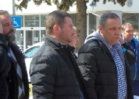 Фермери с 10-дневен ултиматум към управниците, после изкарват кравите на АМ  Струма”