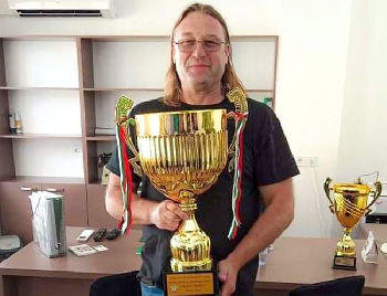Пол Белогур - бялата лястовица на зелените орлета!