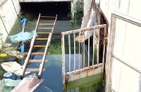 Подпочвени води рушат затворения аквапарк и алеята за Бачиново