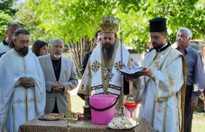 Митрополит Серафим благослови хората в община Струмяни на храмовия празник на църквата