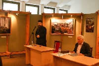Изложбата  Зографъ” на Румен Жерев откриха в град Банско