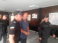 Пуснаха на свобода петричкия наркобос Огнян Атанасов заради сбъркана заповед за арест Пуснаха на свобода петричкия наркобос Огнян Атанасов заради сбъркана заповед за арест