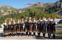 Илинденци празнува 3 дни с певци, местни таланти и пехливани