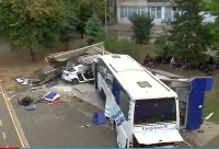 Рейс с мигранти смаза патрулка в Бургас, загинаха двама млади полицаи Рейс с мигранти смаза патрулка в Бургас, загинаха двама млади полицаи