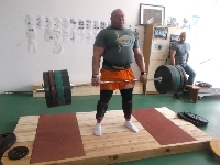 Най-силните мъже в Европа показаха как се носят 400 кг тежести в Гоце Делчев