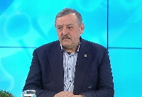 Проф. Кантарджиев: Пандемията си отива, но при болки в гърлото - веднага лимон със сода Проф. Кантарджиев: Пандемията си отива, но при болки в гърлото - веднага лимон със сода