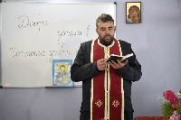 Деца учат религия в село Черниче