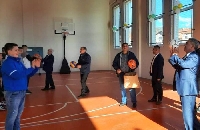 Учениците в Дебрен спортуват в нов физкултурен салон