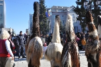 Тежки звънци ще пеят в Разлог на Бъдни вечер, Старчевата е близо