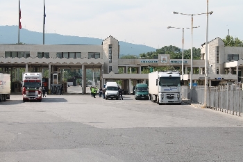 Задържаха на Кулата нелегална мигрантка с китайски паспорт