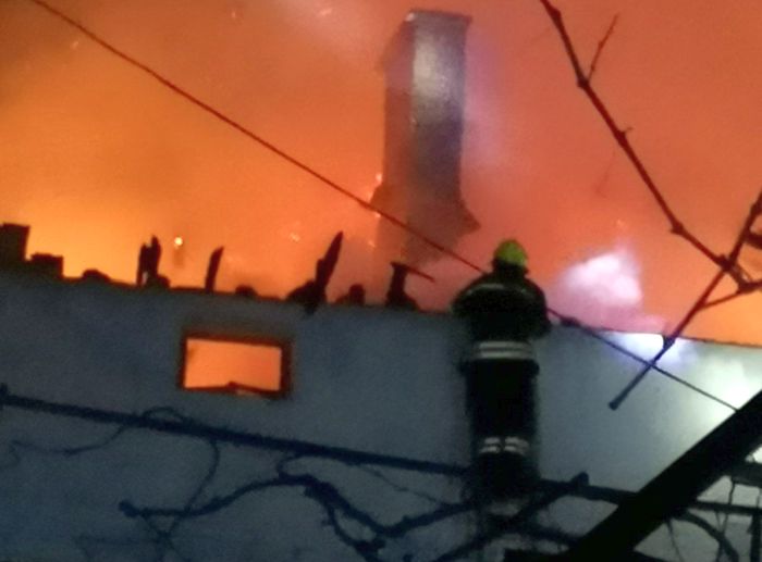 Огняново с благотворителна кампания за семейство, останало без дом след пожар