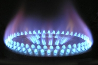 Колко ще струва газът през март? КЕВР умува