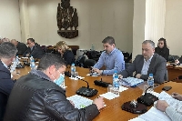 Местният парламент в Разлог отказа да даде на концесия 736 дка общинска земя за фотоволтаици Местният парламент в Разлог отказа да даде на концесия 736 дка общинска земя за фотоволтаици